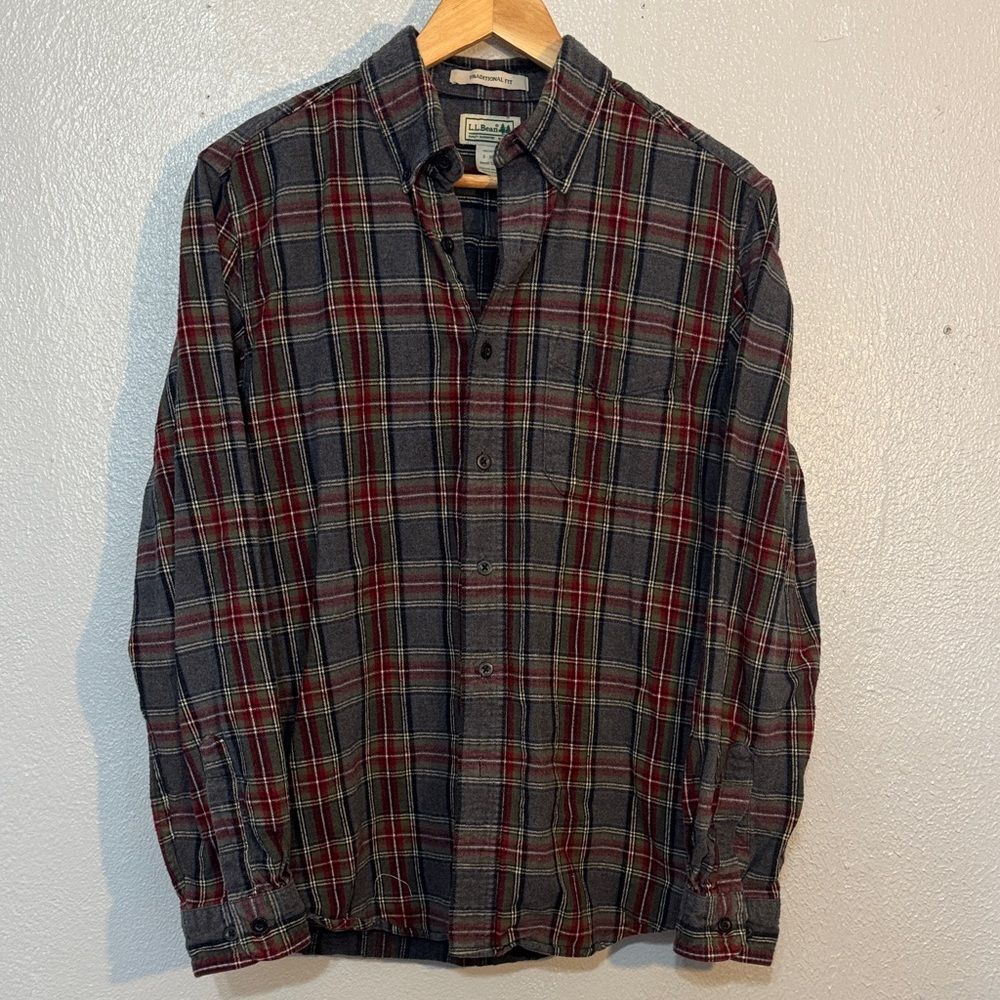 L.L. Bean Men's Scotch Plaid Flannel Shirt Vintage Outdoor Grey Stewart Tartan